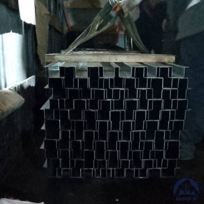 Шляпный профиль ПШ-61 40х61х25х1,5 мм купить в Череповце