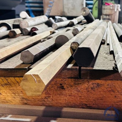 Шестигранник латунный 45 мм ЛС59-1 ГОСТ 2060-2006 купить в Череповце