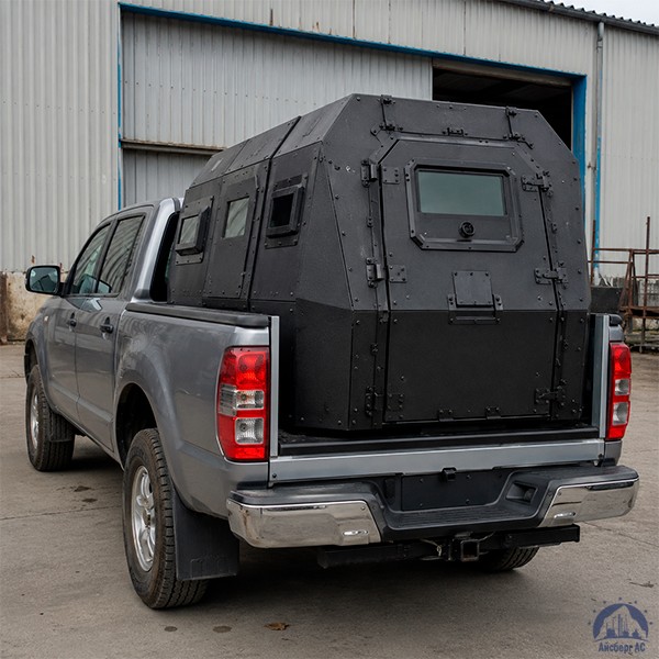 Бронеколпак в кузов автомобиля Бр-4